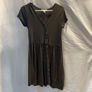 H&M green babydoll dress.